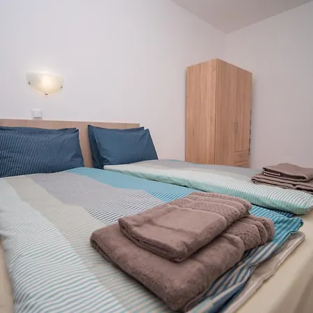 公寓 Spacious 2bd - Walk To Center And Free Parking By Flat Mаnager *