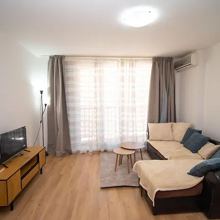 Spacious 2bd - Walk To Center And Free Parking By Flat Mаnager 公寓