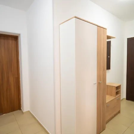 Spacious 2bd - Walk To Center And Free Parking By Flat Mаnager 公寓 布尔加斯