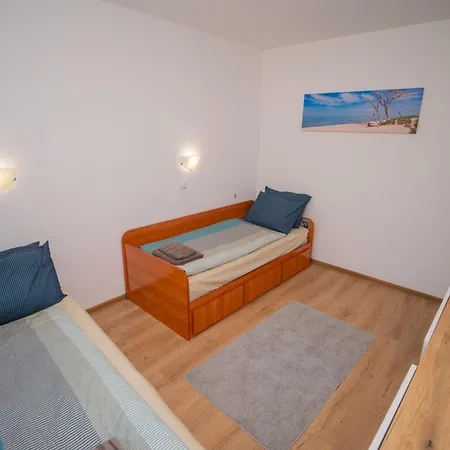 Spacious 2bd - Walk To Center And Free Parking By Flat Mаnager 公寓