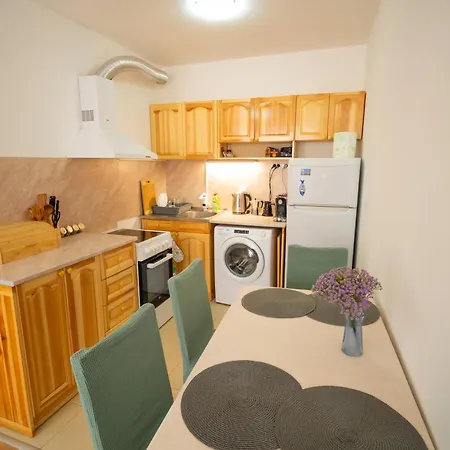 公寓 Spacious 2bd - Walk To Center And Free Parking By Flat Mаnager *
